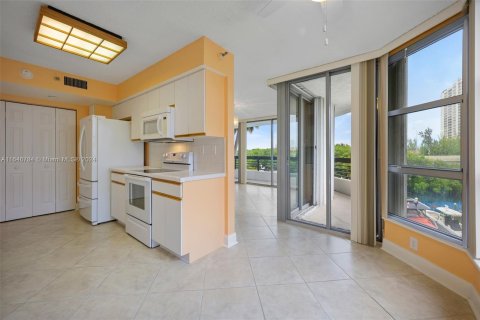 Copropriété à vendre à Aventura, Floride: 2 chambres, 136.01 m2 № 1329925 - photo 20