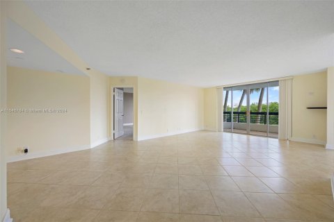 Copropriété à vendre à Aventura, Floride: 2 chambres, 136.01 m2 № 1329925 - photo 9