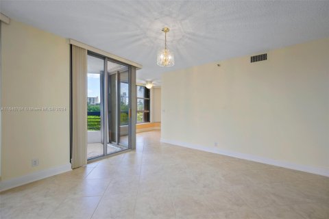 Condominio en venta en Aventura, Florida, 2 dormitorios, 136.01 m2 № 1329925 - foto 29