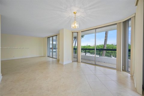 Copropriété à vendre à Aventura, Floride: 2 chambres, 136.01 m2 № 1329925 - photo 30