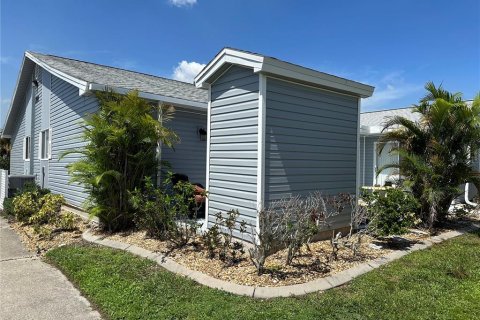 Condominio en venta en Punta Gorda, Florida, 3 dormitorios, 110.37 m2 № 1296386 - foto 2