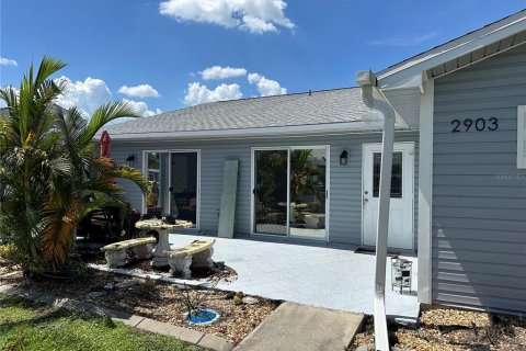 Copropriété à vendre à Punta Gorda, Floride: 3 chambres, 110.37 m2 № 1296386 - photo 1