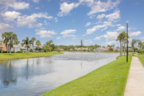 Townhouse in Palm Bay, Florida 3 bedrooms, 109.62 sq.m. № 1296392 - photo 21