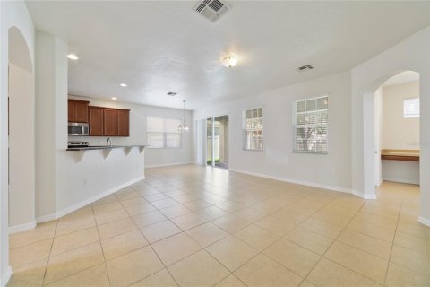 Villa ou maison à vendre à Orlando, Floride: 4 chambres, 251.21 m2 № 1376996 - photo 5