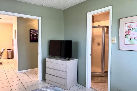 Condo in Delray Beach, Florida, 2 bedrooms  № 1116675 - photo 14