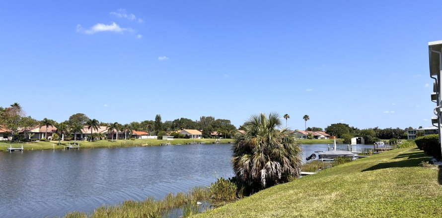 Condo à Delray Beach, Floride, 2 chambres  № 1116675