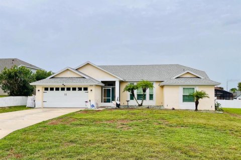 House in Davenport, Florida 4 bedrooms, 169.73 sq.m. № 1285111 - photo 1