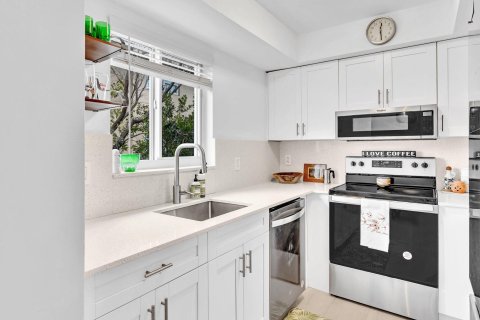 Condo in Fort Lauderdale, Florida, 1 bedroom  № 1104638 - photo 26