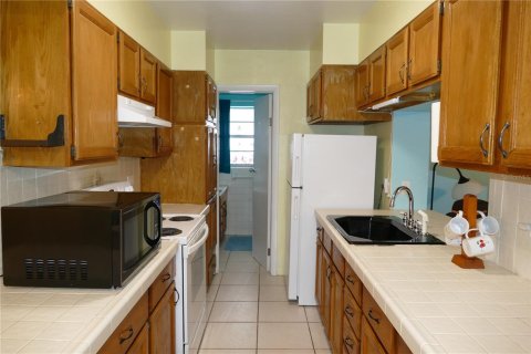 Casa en venta en Okeechobee, Florida, 3 dormitorios, 164.9 m2 № 950228 - foto 29