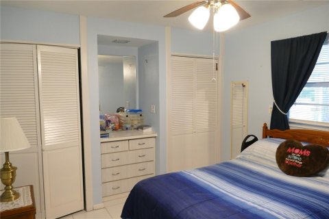Casa en venta en Okeechobee, Florida, 3 dormitorios, 164.9 m2 № 950228 - foto 19