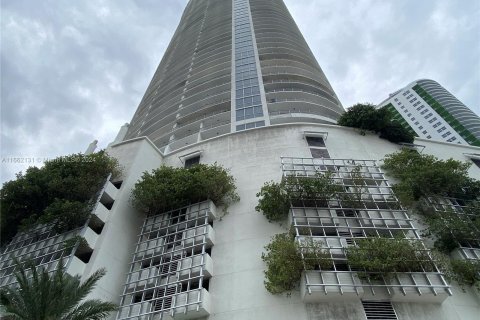 Condominio en alquiler en Miami, Florida, 1 dormitorio, 76.64 m2 № 1369065 - foto 23