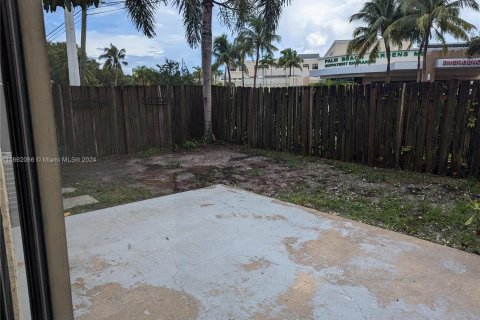 Adosado en venta en Palm Beach Gardens, Florida, 2 dormitorios, 107.49 m2 № 1369026 - foto 17