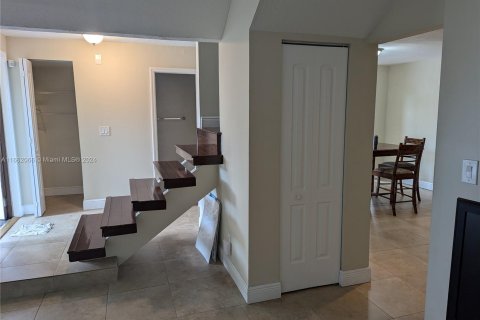 Touwnhouse à vendre à Palm Beach Gardens, Floride: 2 chambres, 107.49 m2 № 1369026 - photo 5