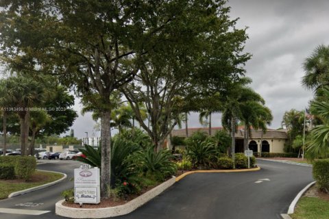 Купить кондоминиум в Лейк-Уорт, Флорида 2 спальни, 104.98м2, № 330494 - фото 27