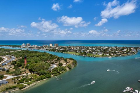 Condominio en venta en Jupiter, Florida, 2 dormitorios, 120.77 m2 № 1168935 - foto 1