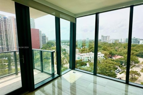 Condominio en venta en Miami, Florida, 1 dormitorio, 68.28 m2 № 1101909 - foto 20