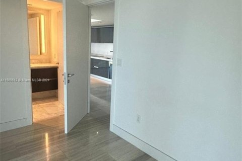 Condominio en venta en Miami, Florida, 1 dormitorio, 68.28 m2 № 1101909 - foto 6