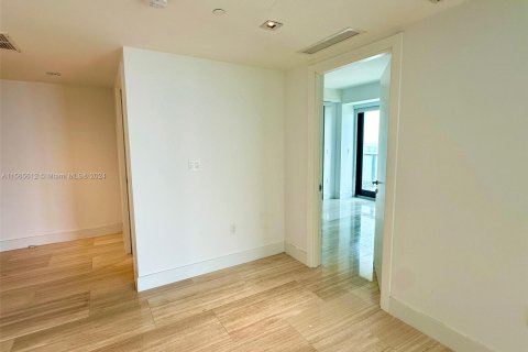 Condominio en venta en Miami, Florida, 1 dormitorio, 68.28 m2 № 1101909 - foto 23