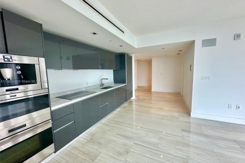 Condominio en venta en Miami, Florida, 1 dormitorio, 68.28 m2 № 1101909 - foto 24