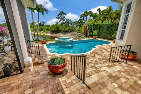 Villa ou maison à vendre à Hobe Sound, Floride: 3 chambres, 342.07 m2 № 1142199 - photo 17