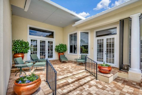 Villa ou maison à vendre à Hobe Sound, Floride: 3 chambres, 342.07 m2 № 1142199 - photo 16