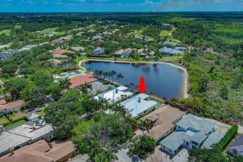 Villa ou maison à vendre à Hobe Sound, Floride: 3 chambres, 342.07 m2 № 1142199 - photo 2