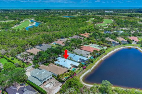 Villa ou maison à vendre à Hobe Sound, Floride: 3 chambres, 342.07 m2 № 1142199 - photo 1