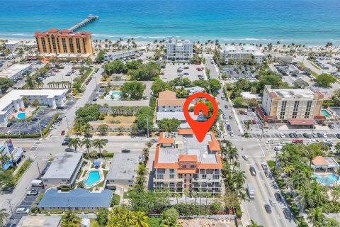 Condominio en venta en Deerfield Beach, Florida, 3 dormitorios, 187.76 m2 № 1142239 - foto 17