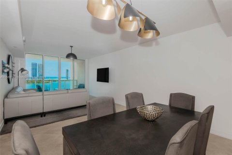 Condo in Aventura, Florida, 3 bedrooms  № 1419882 - photo 23