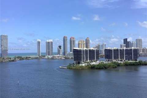 Condo in Aventura, Florida, 3 bedrooms  № 1419882 - photo 7