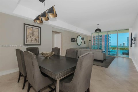 Condo in Aventura, Florida, 3 bedrooms  № 1419882 - photo 22