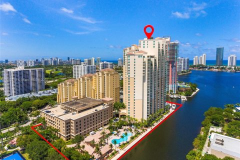 Condo in Aventura, Florida, 3 bedrooms  № 1419882 - photo 4