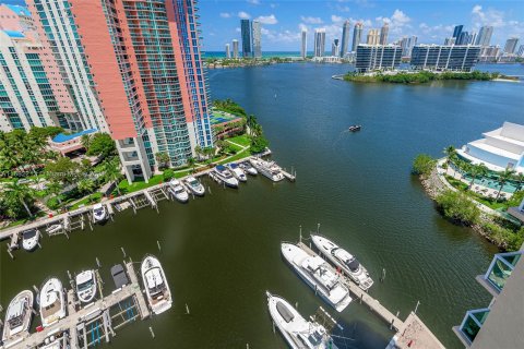 Condo in Aventura, Florida, 3 bedrooms  № 1419882 - photo 6