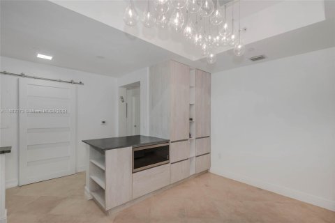 Condo in Aventura, Florida, 3 bedrooms  № 1419882 - photo 11