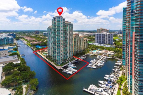 Condo in Aventura, Florida, 3 bedrooms  № 1419882 - photo 1