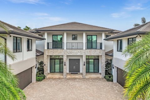 Casa en venta en Plantation, Florida, 6 dormitorios, 597.18 m2 № 1208783 - foto 4