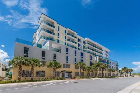 Copropriété à louer à Clearwater, Floride: 3 chambres, 193.24 m2 № 1386333 - photo 1