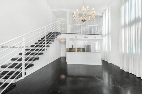 Copropriété à louer à Miami Beach, Floride: 2 chambres, 116.69 m2 № 1365578 - photo 11