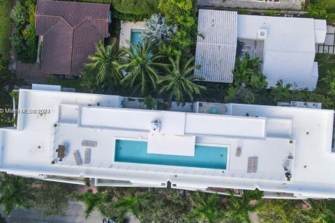 Copropriété à louer à Miami Beach, Floride: 2 chambres, 116.69 m2 № 1365578 - photo 28