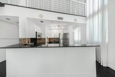 Copropriété à louer à Miami Beach, Floride: 2 chambres, 116.69 m2 № 1365578 - photo 15