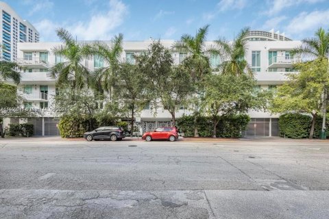 Copropriété à louer à Miami Beach, Floride: 2 chambres, 116.69 m2 № 1365578 - photo 4