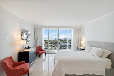 Condo in Miami Beach, Florida, 2 bedrooms  № 1184328 - photo 7