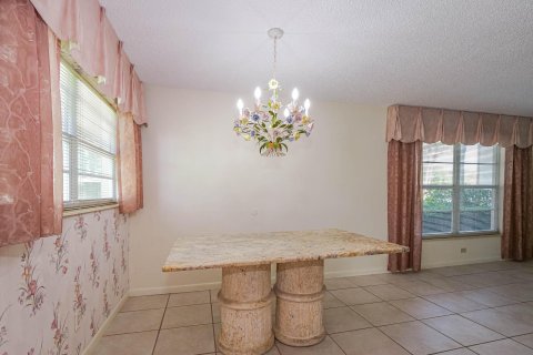 Condo in Vero Beach, Florida, 2 bedrooms  № 1163047 - photo 17