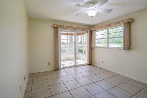 Condo in Vero Beach, Florida, 2 bedrooms  № 1163047 - photo 11