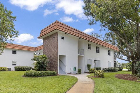 Copropriété à vendre à Stuart, Floride: 2 chambres, 94.2 m2 № 1222333 - photo 3