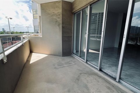 Condominio en venta en Hallandale Beach, Florida, 1 dormitorio, 80.82 m2 № 1270925 - foto 22