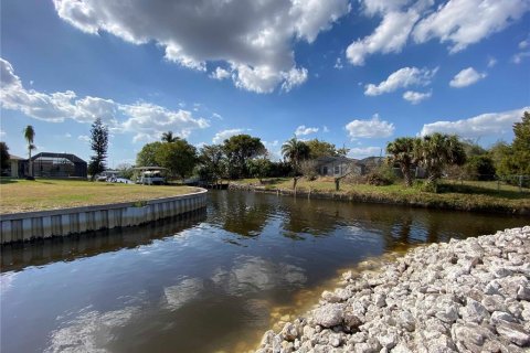 Terreno en venta en Punta Gorda, Florida № 1248896 - foto 12