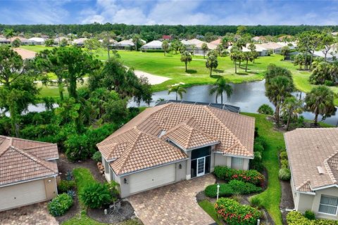 Villa ou maison à vendre à Punta Gorda, Floride: 3 chambres, 151.9 m2 № 1277210 - photo 3