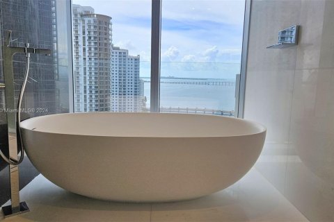 Condo in Miami, Florida, 4 bedrooms  № 1369254 - photo 21