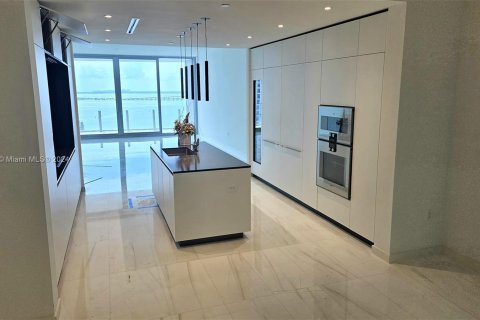 Condominio en venta en Miami, Florida, 4 dormitorios № 1369254 - foto 13